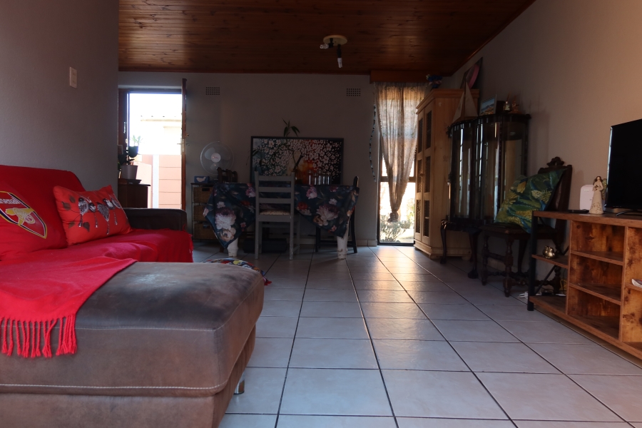 2 Bedroom Property for Sale in Goodwood Park Western Cape